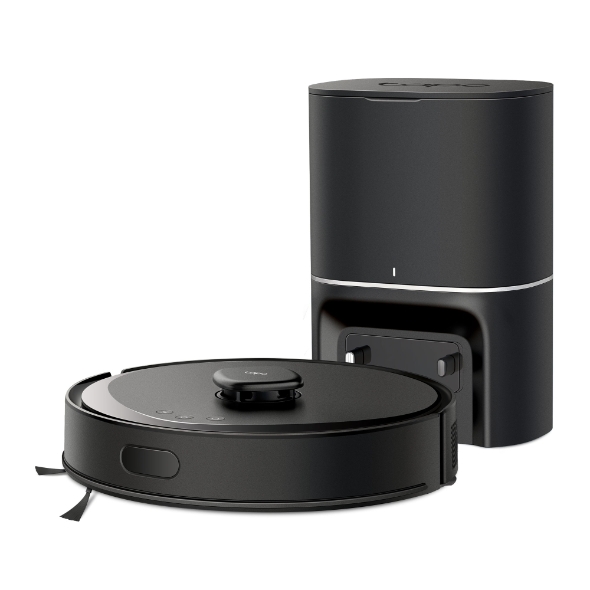 Tapo RV30 Max Plus em primeiro plano com sua base de autoesvaziamento.